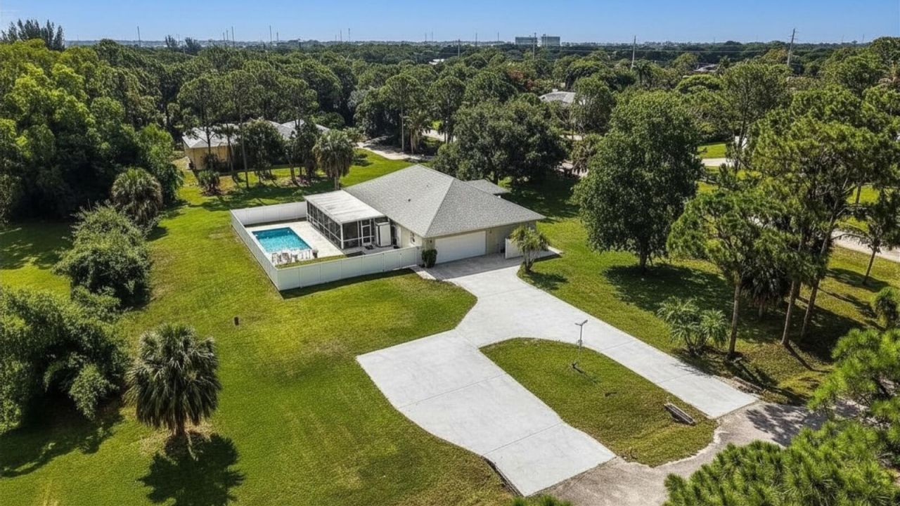 6681 140th Lane N, Palm Beach Gardens, FL 33418 Photo