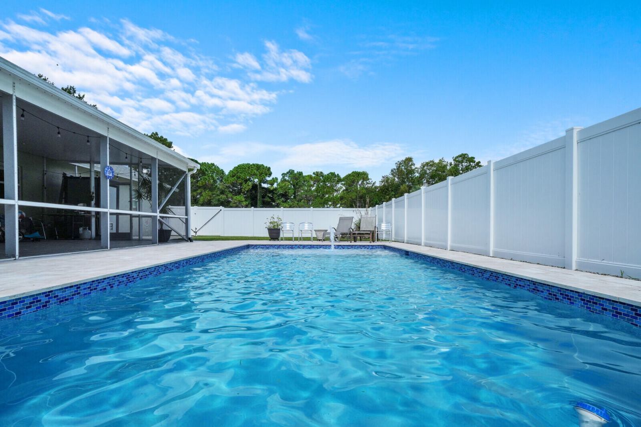 6681 140th Lane N, Palm Beach Gardens, FL 33418 Photo