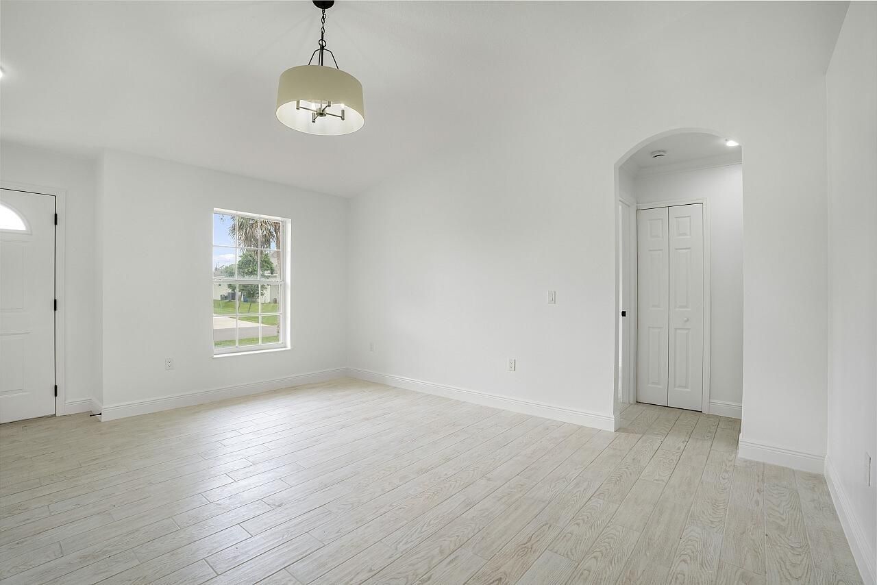 673 Cavern Terrace, Sebastian, FL 32958 Photo