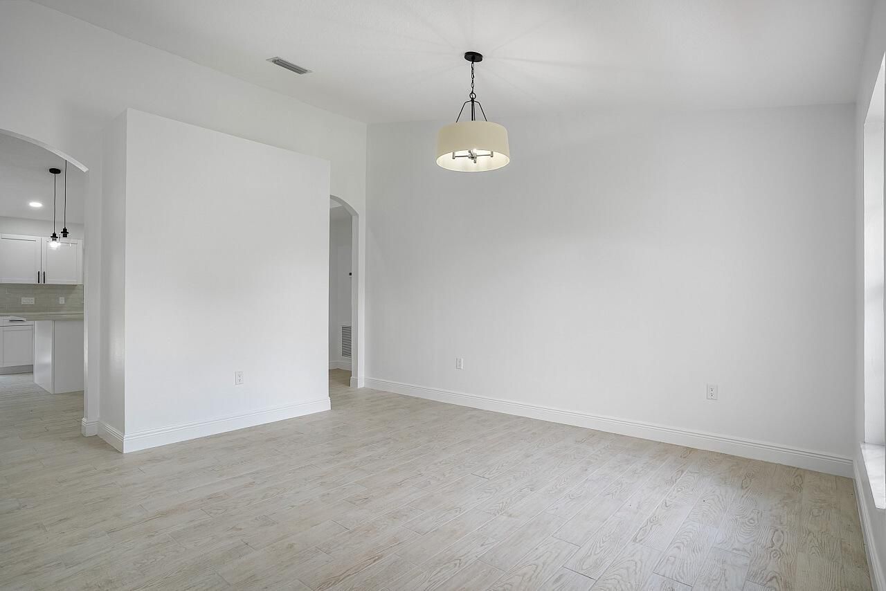 673 Cavern Terrace, Sebastian, FL 32958 Photo