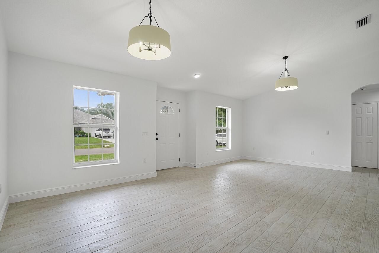 673 Cavern Terrace, Sebastian, FL 32958 Photo