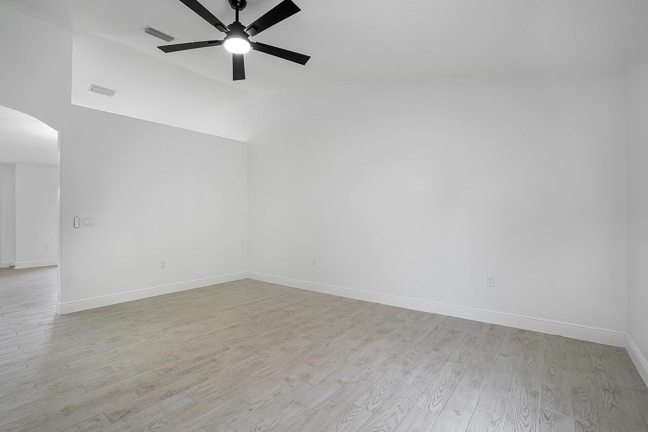 673 Cavern Terrace, Sebastian, FL 32958 Photo