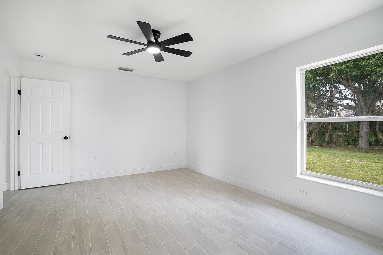 673 Cavern Terrace, Sebastian, FL 32958 Photo