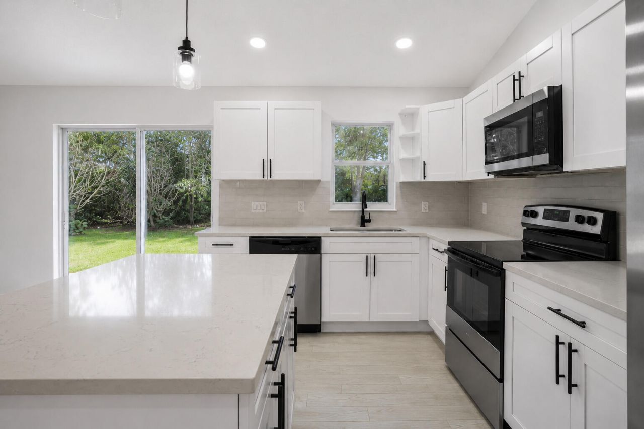673 Cavern Terrace, Sebastian, FL 32958 Photo