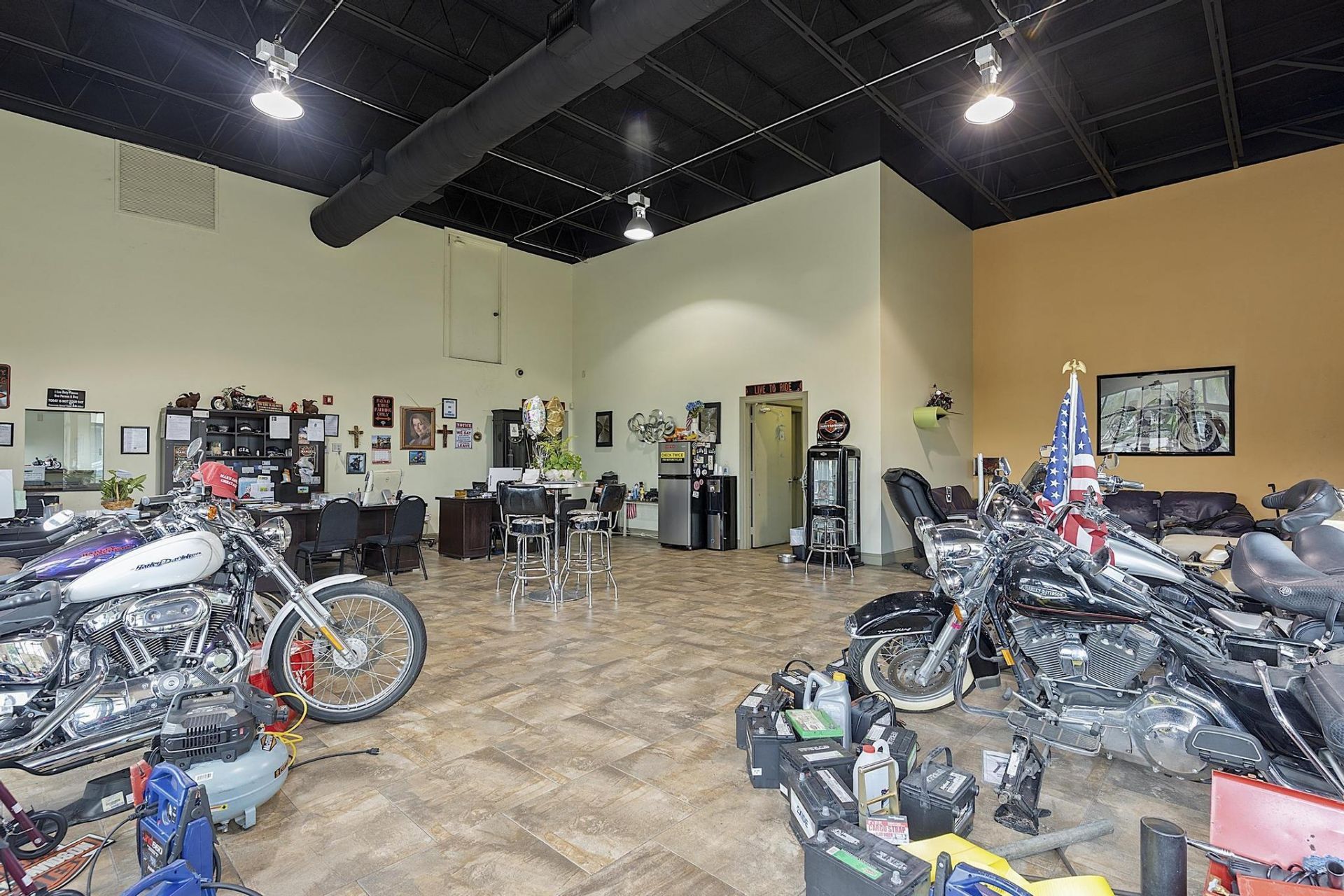 4071 N Dixie Highway, Deerfield Beach, FL 33064 Photo