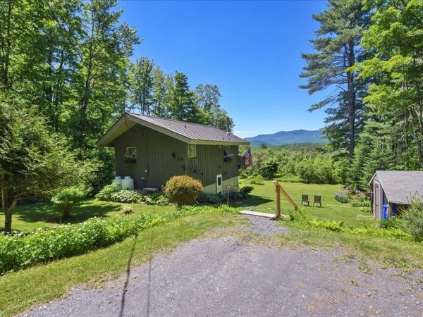 34 Valhalla Road, Warren, VT 05674