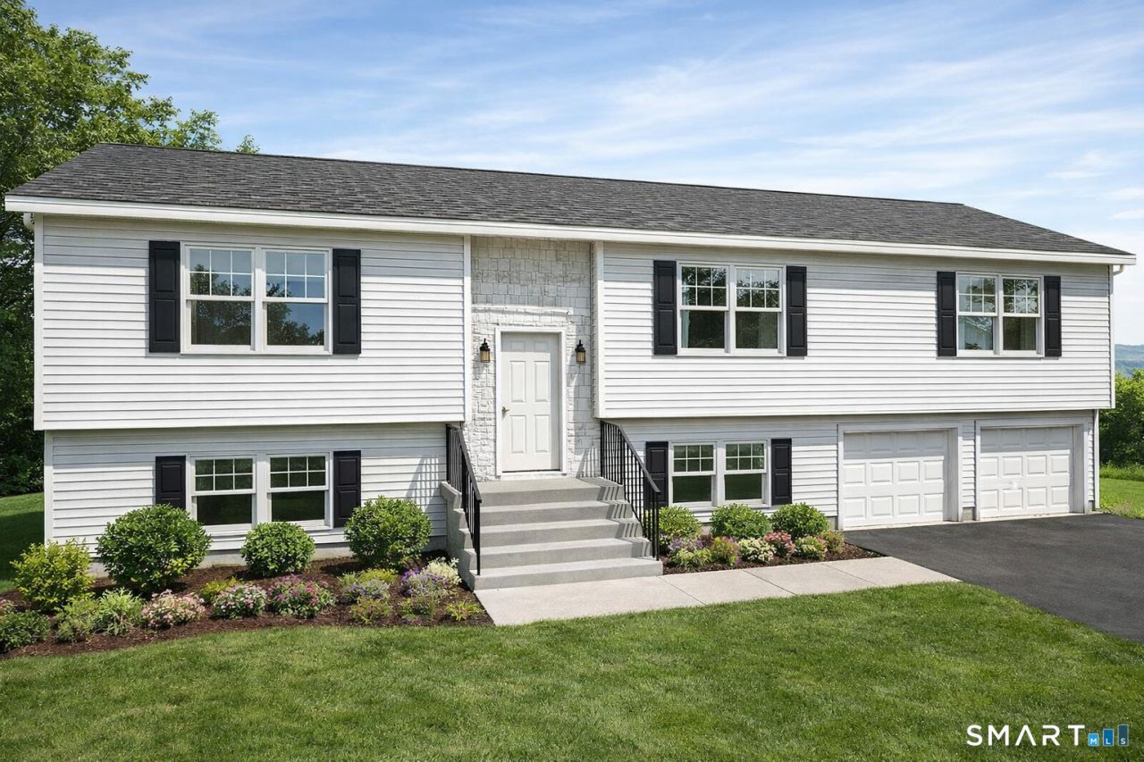 45 Adriatic, Naugatuck, CT 06770 Main Photo