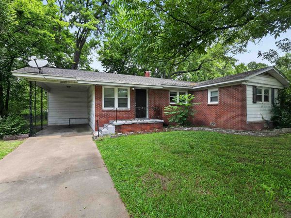 3812 ALMA DR, Memphis, TN 38127