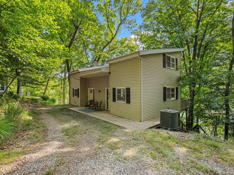 1275 Taos Lane , Sugar Grove, OH 43155 Photo 4