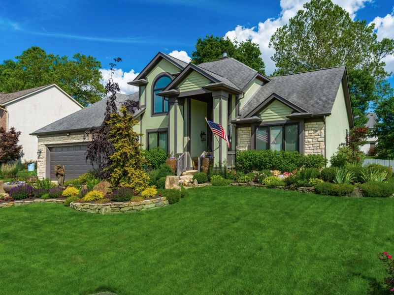 12638 Oakmere Drive , Pickerington, OH 43147 Photo 3