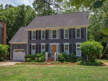1832 Chedworth Court, Chapel Hill, NC 27517