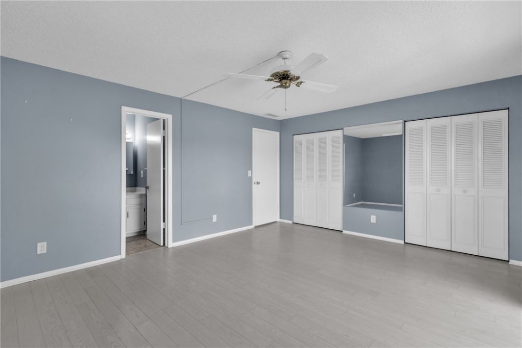 105 Spring Lake Court, Unit 205, Vero Beach, FL 32962 Photo
