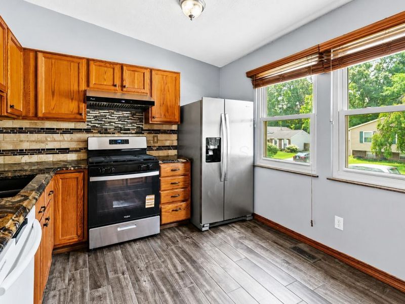 3986 Blueberry Hollow Road, Columbus, OH 43230 Photo 3