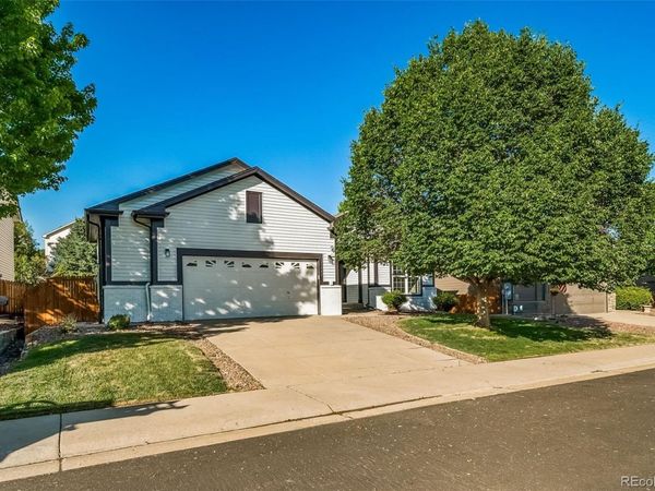 21097 Hawthorne Lane, Parker, CO 80138