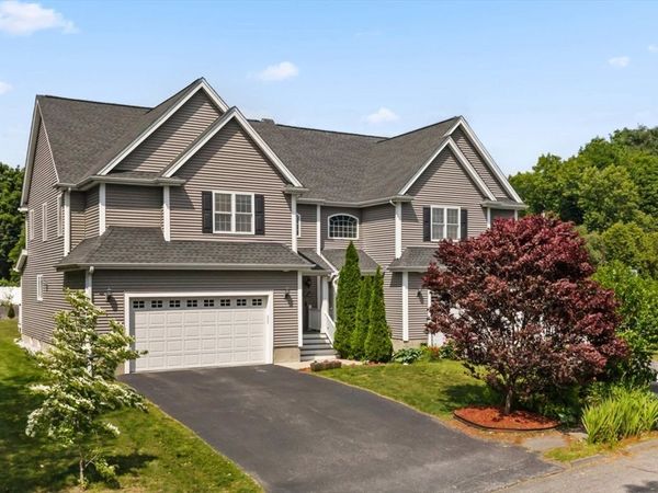 6 Childs St, Unit 1, Shrewsbury, MA 01545