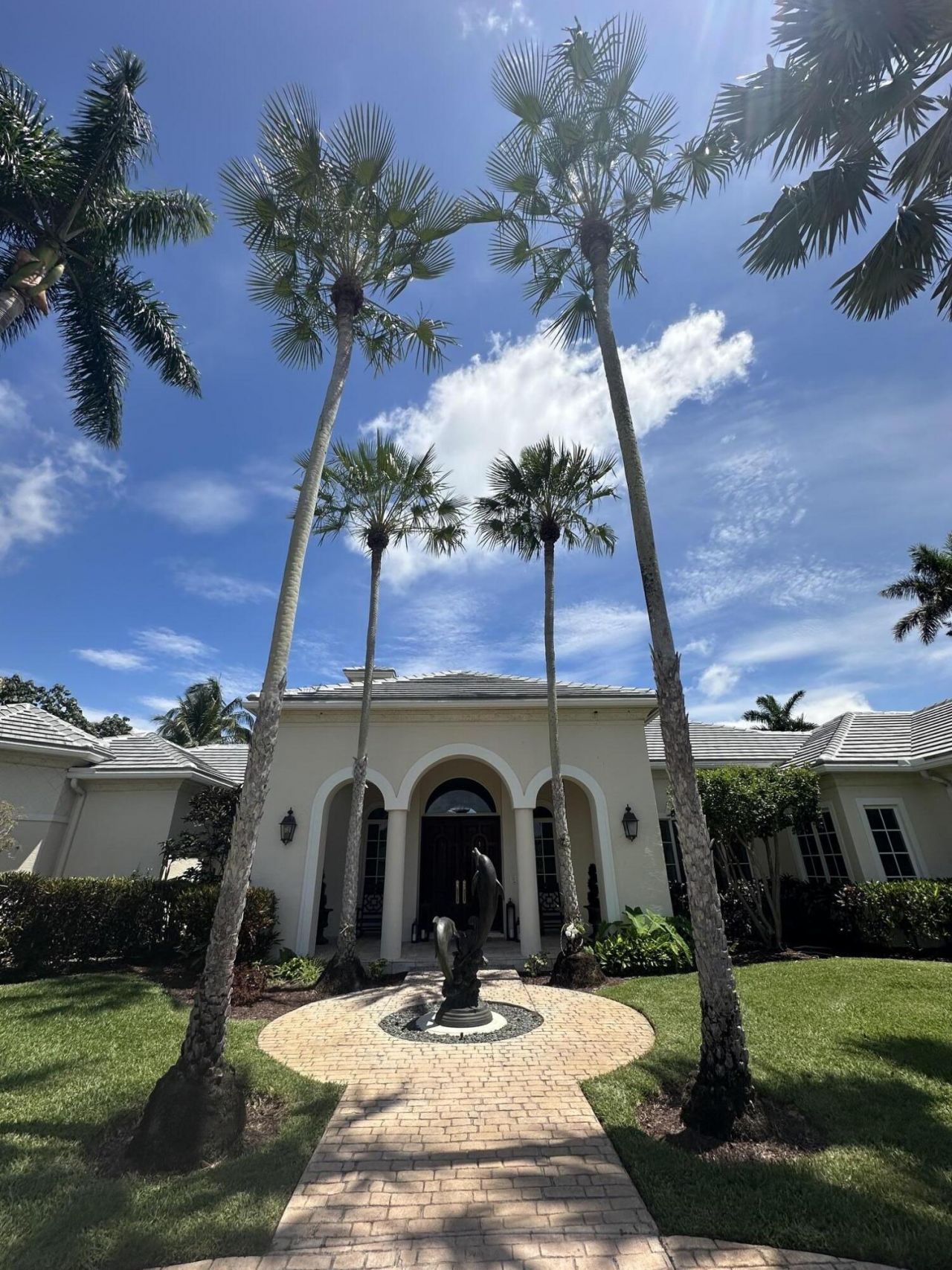 645 Atlantis Estates Way, Atlantis, FL 33462 Photo