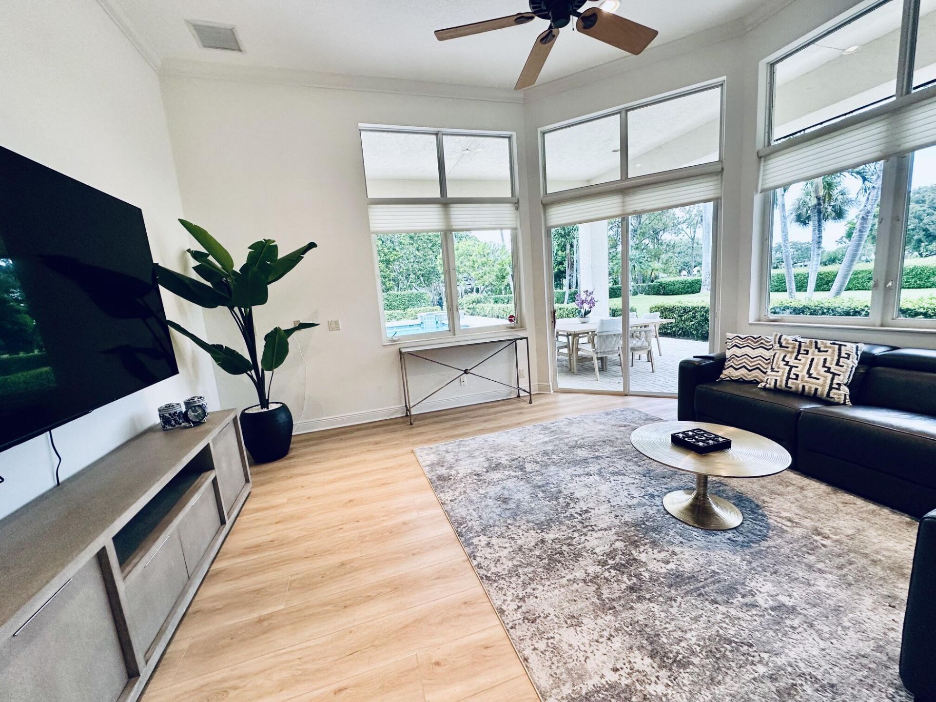 645 Atlantis Estates Way, Atlantis, FL 33462 Photo