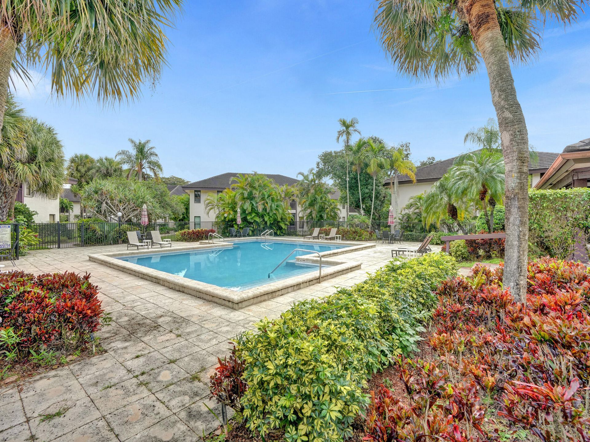 9280 Sabal Ridge Circle, Unit B, Boca Raton, FL 33428 Photo