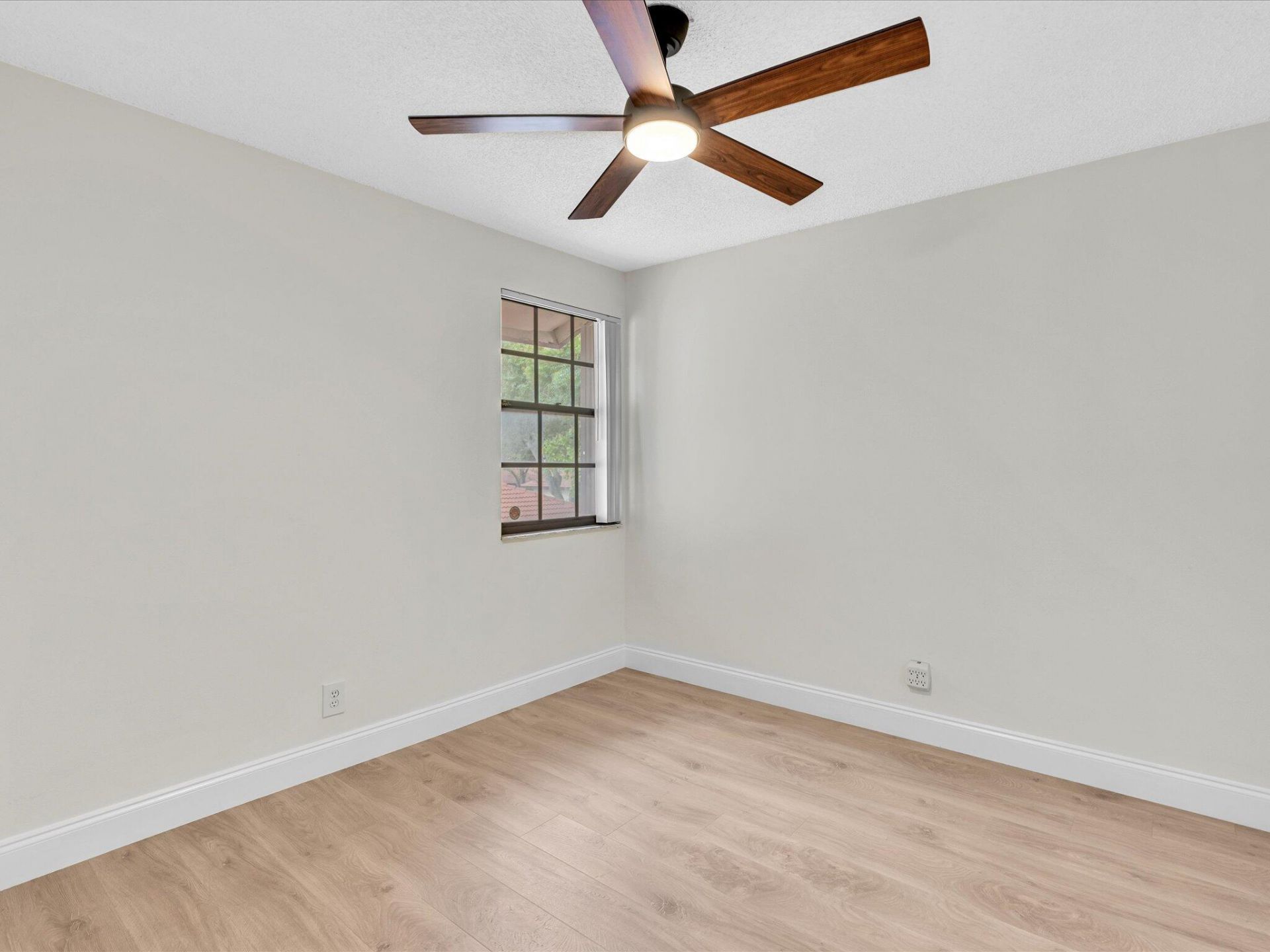 9001 W Sunrise Boulevard, Plantation, FL 33322 Photo