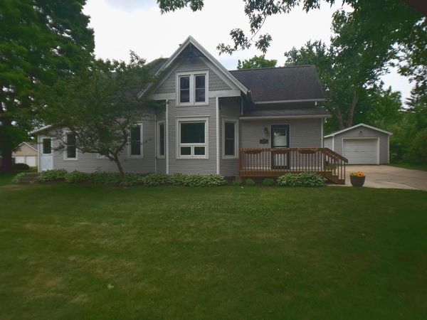 238 W School Street, Belleville, WI 53508