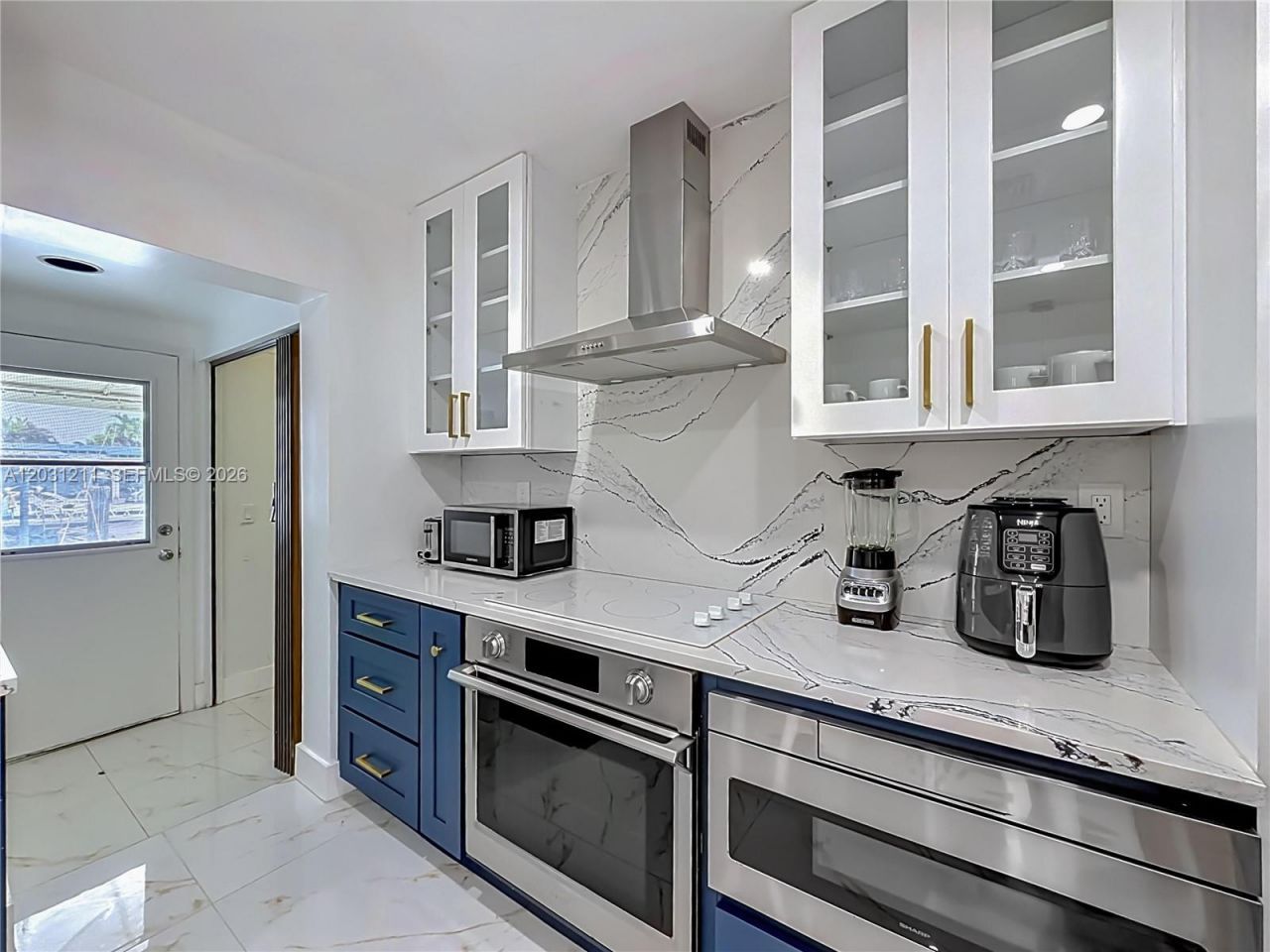 2216 NE 18th Ave , Wilton Manors, FL 33305 Photo