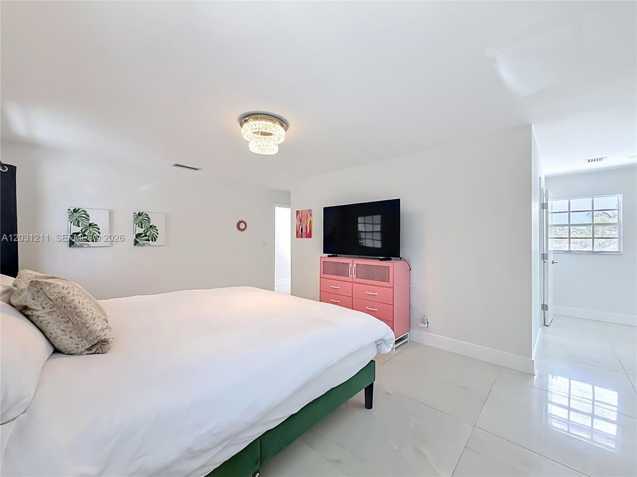 2216 NE 18th Ave , Wilton Manors, FL 33305 Photo