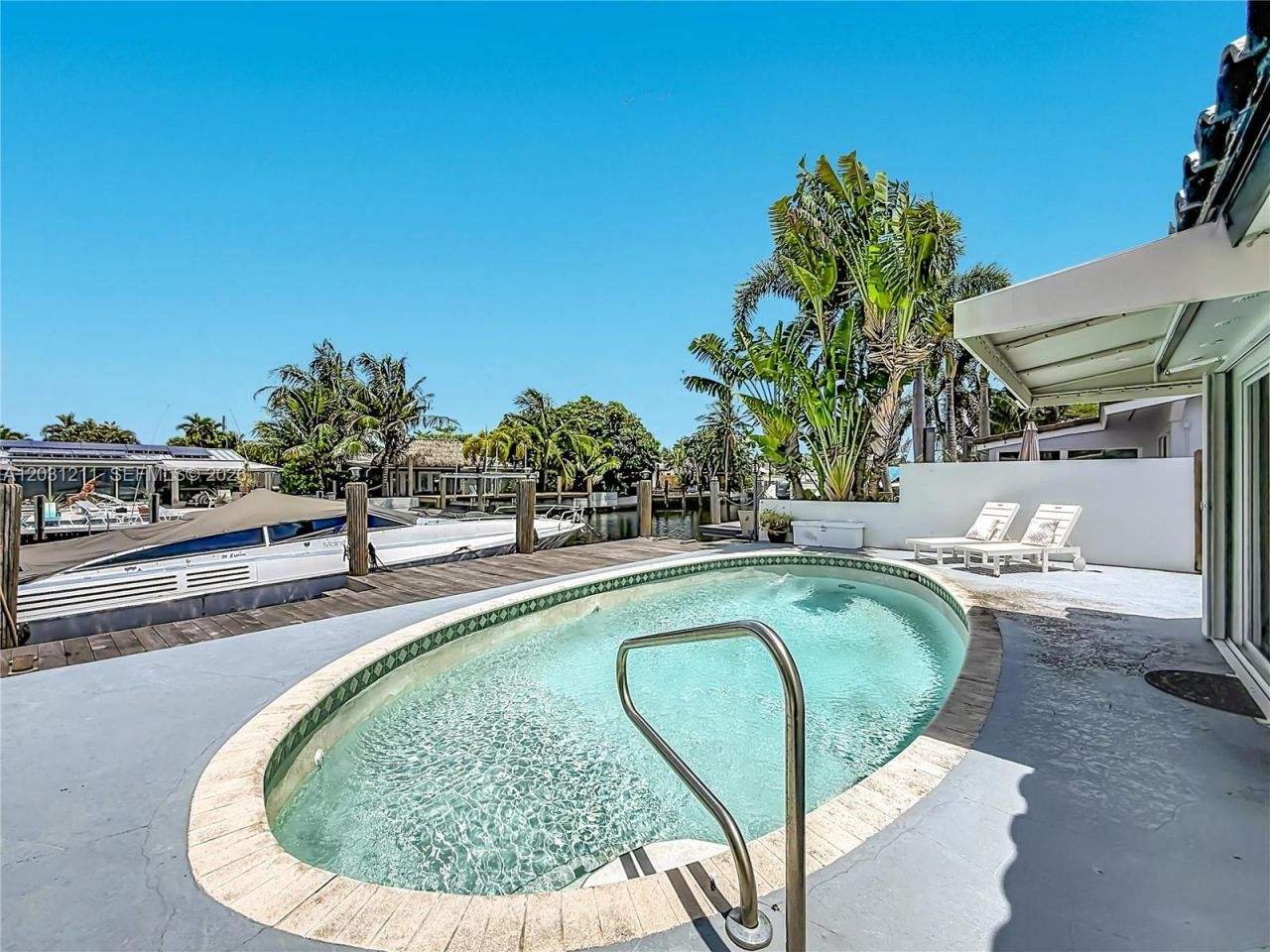 2216 NE 18th Ave , Wilton Manors, FL 33305 Photo