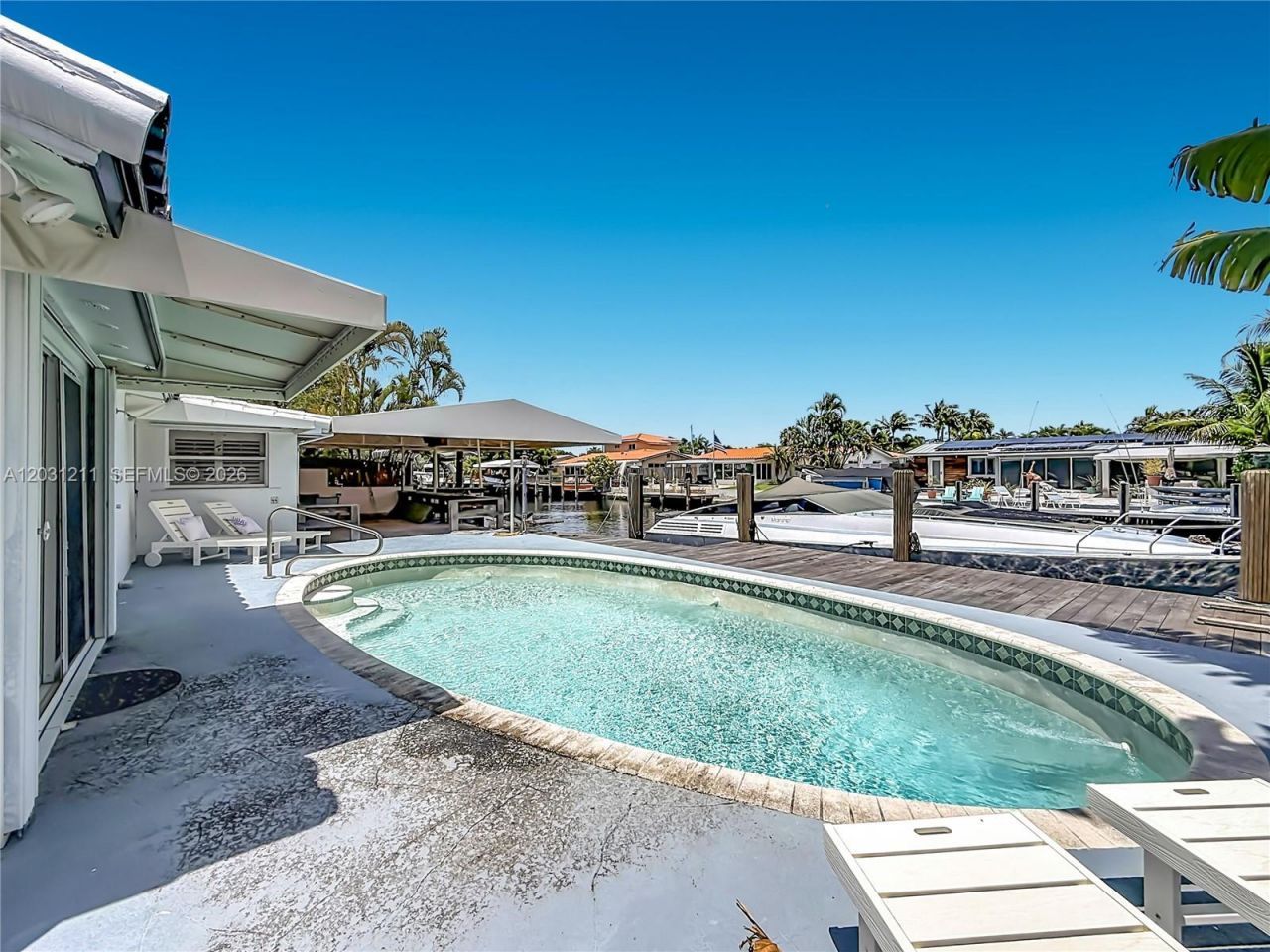 2216 NE 18th Ave , Wilton Manors, FL 33305 Photo