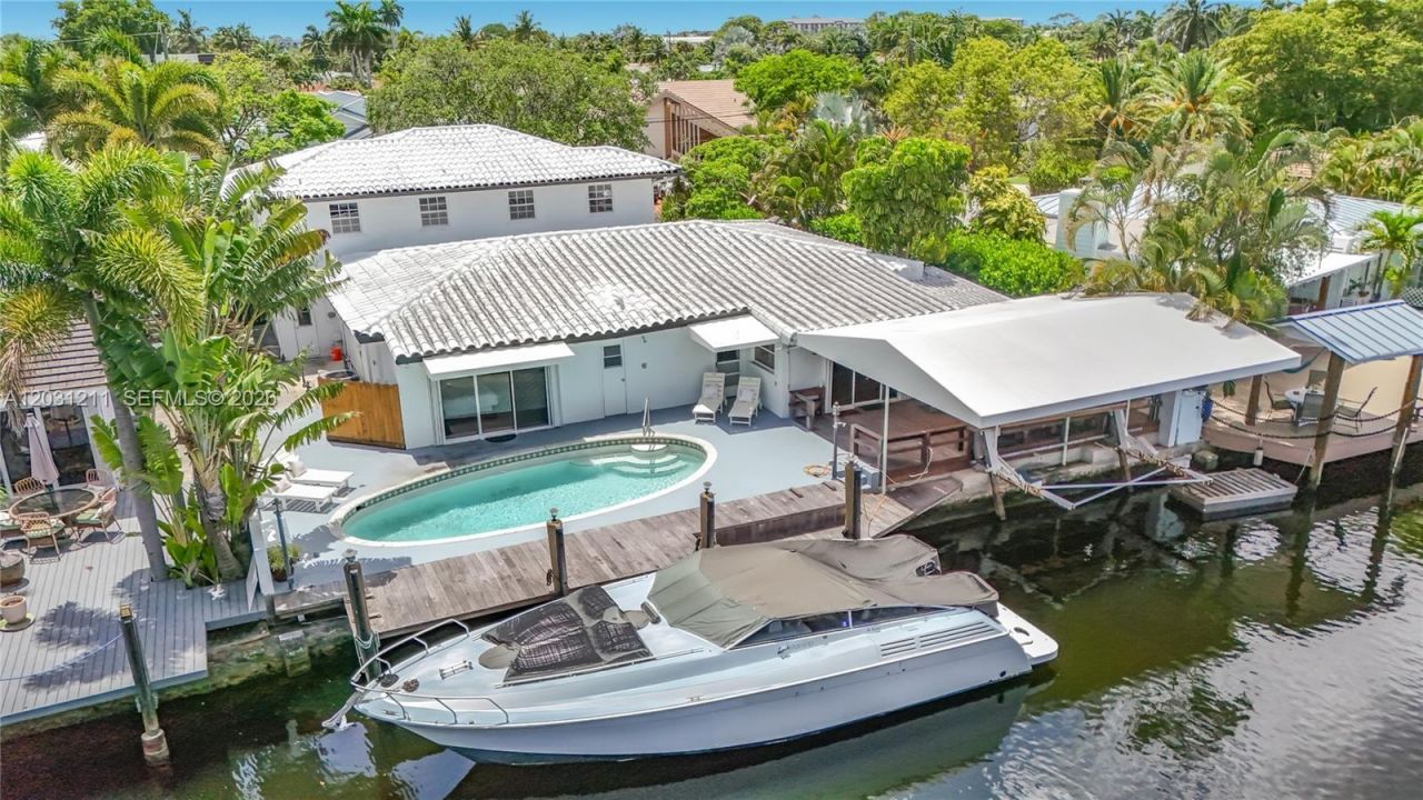 2216 NE 18th Ave , Wilton Manors, FL 33305 Photo