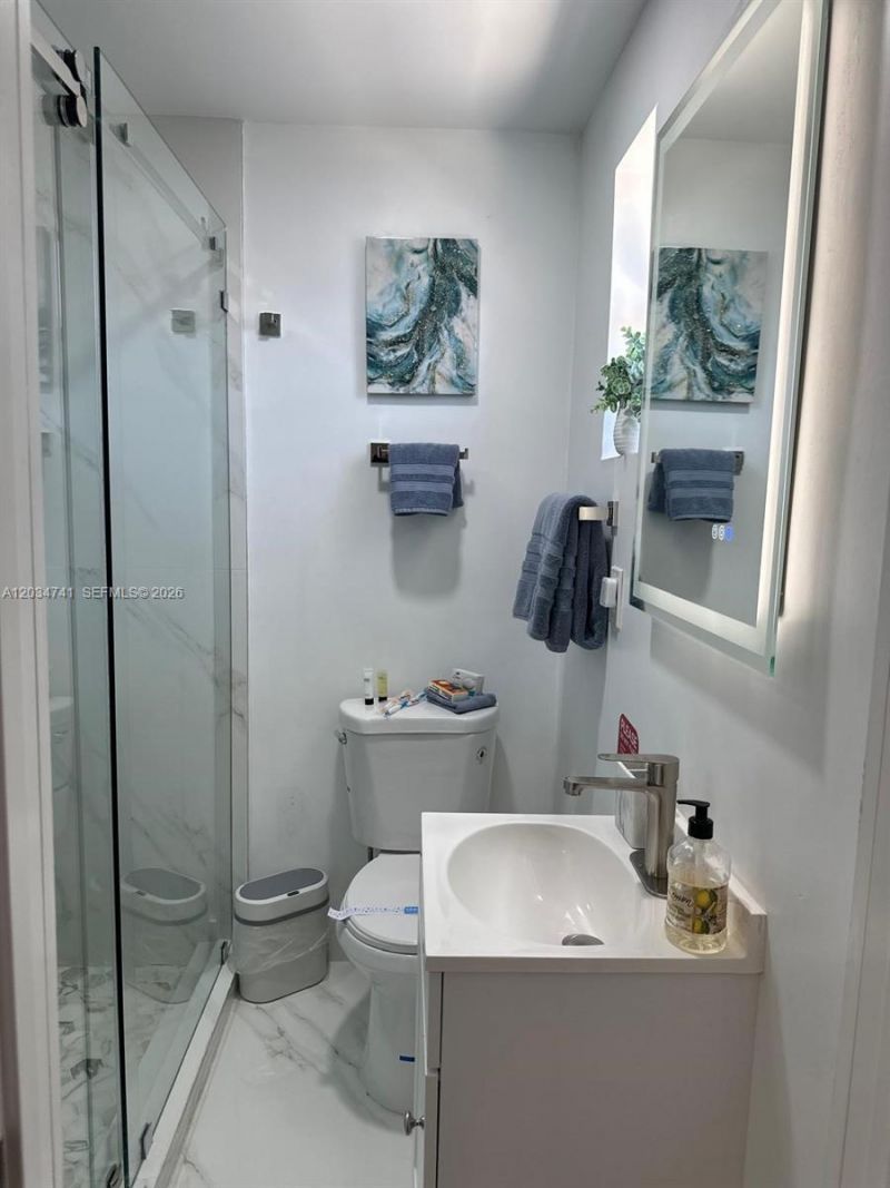 621 NW 59th Ave, Miami, FL 33126 Photo