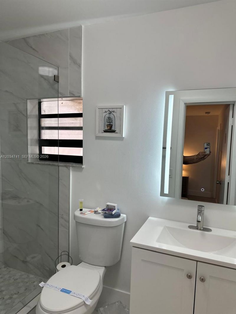621 NW 59th Ave, Miami, FL 33126 Photo