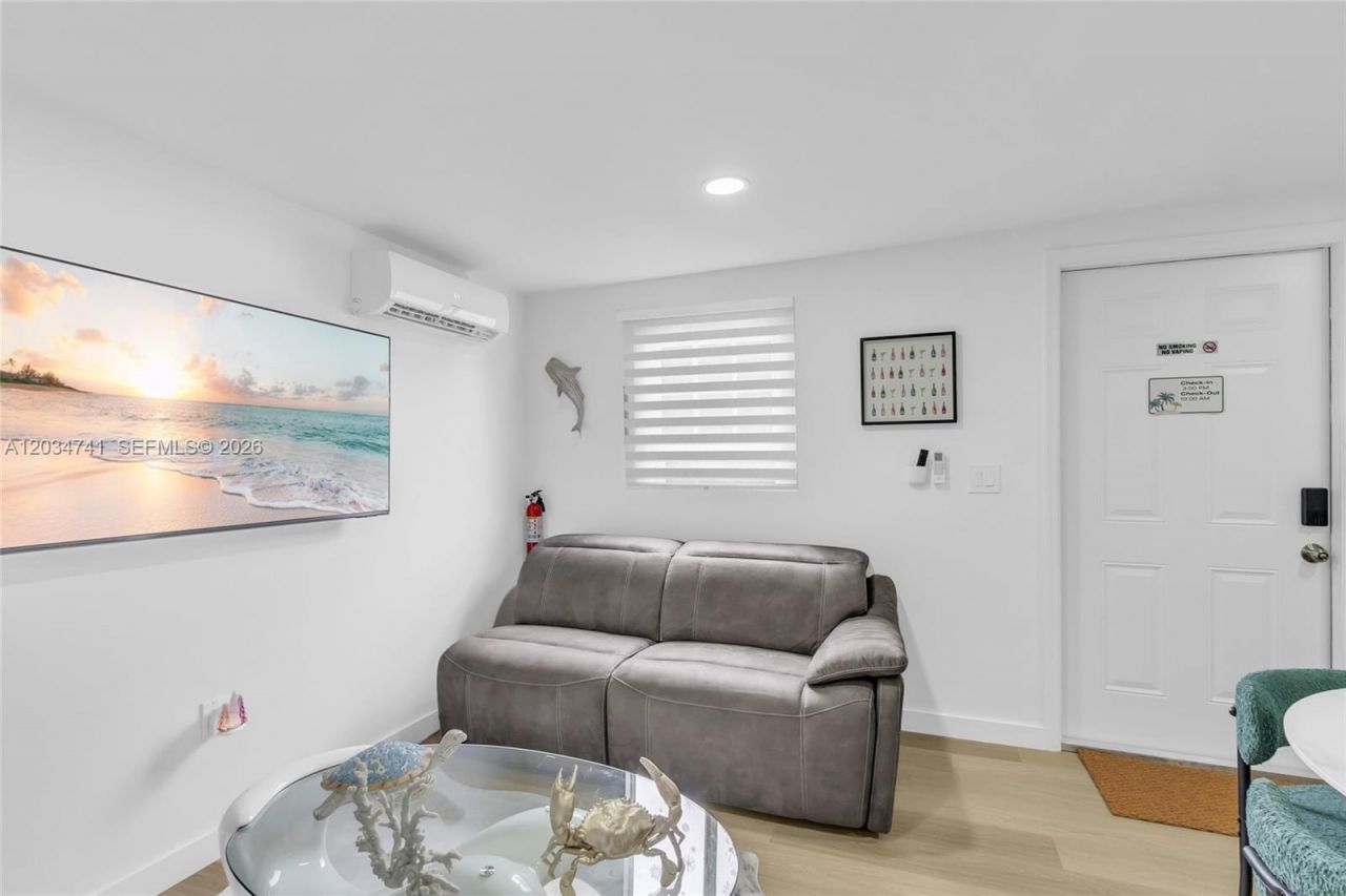 621 NW 59th Ave, Miami, FL 33126 Photo