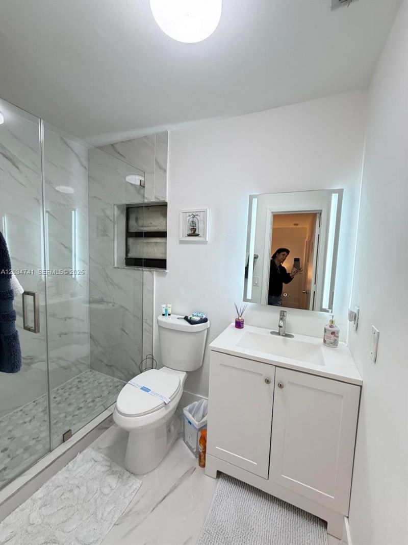 621 NW 59th Ave, Miami, FL 33126 Photo