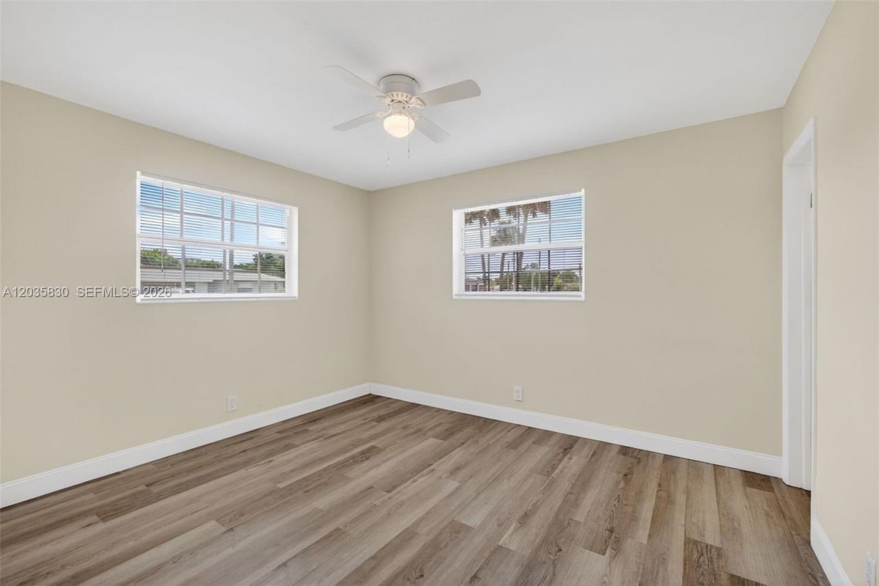 560 W 34th St , Riviera Beach, FL 33404 Photo