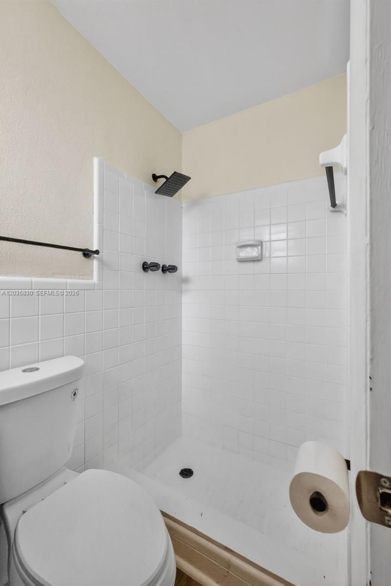 560 W 34th St , Riviera Beach, FL 33404 Photo