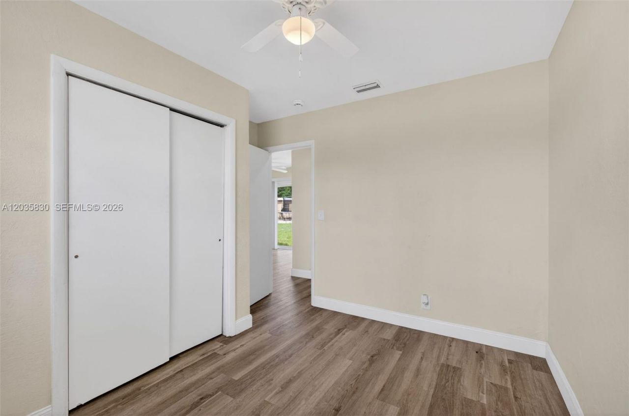 560 W 34th St , Riviera Beach, FL 33404 Photo