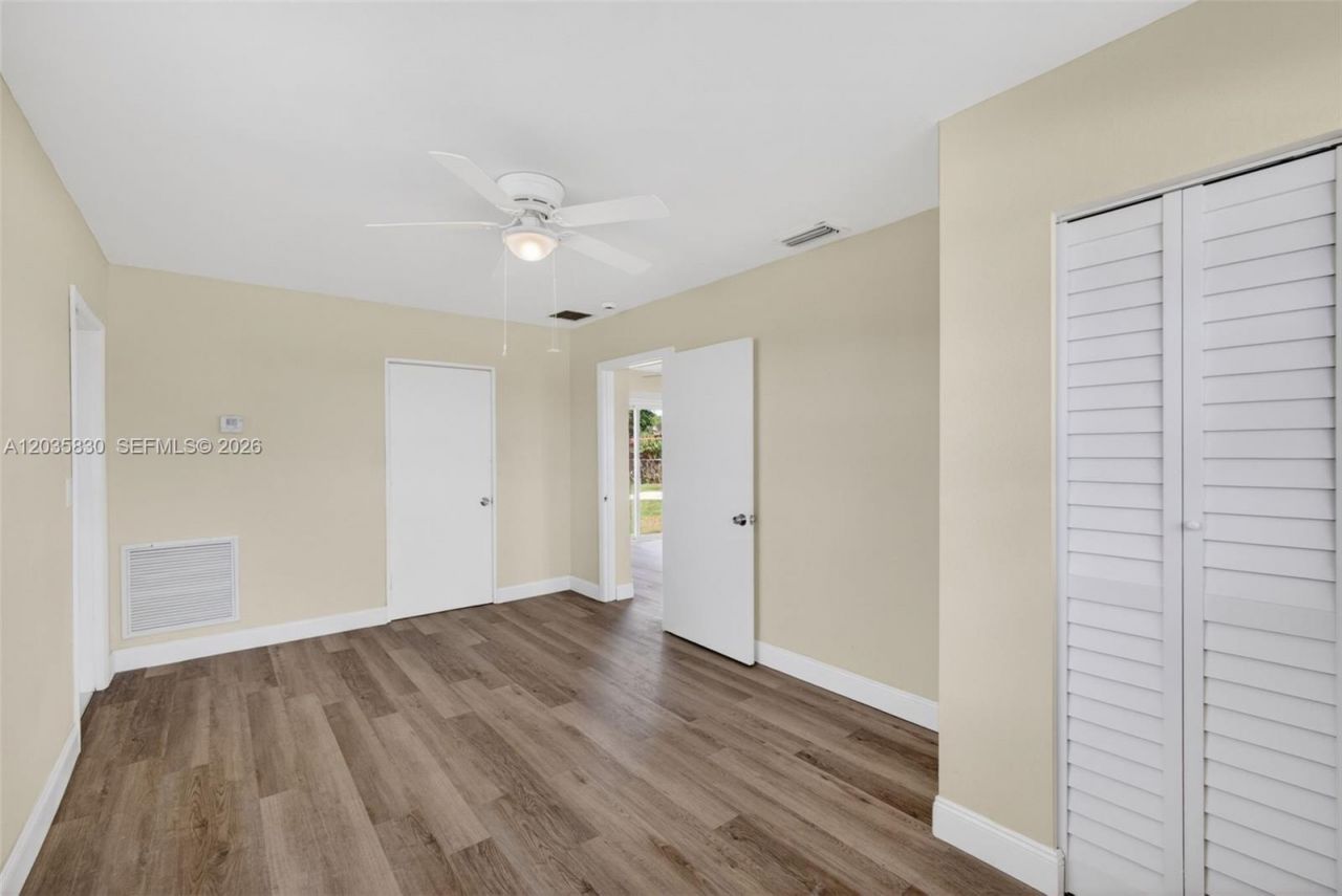 560 W 34th St , Riviera Beach, FL 33404 Photo
