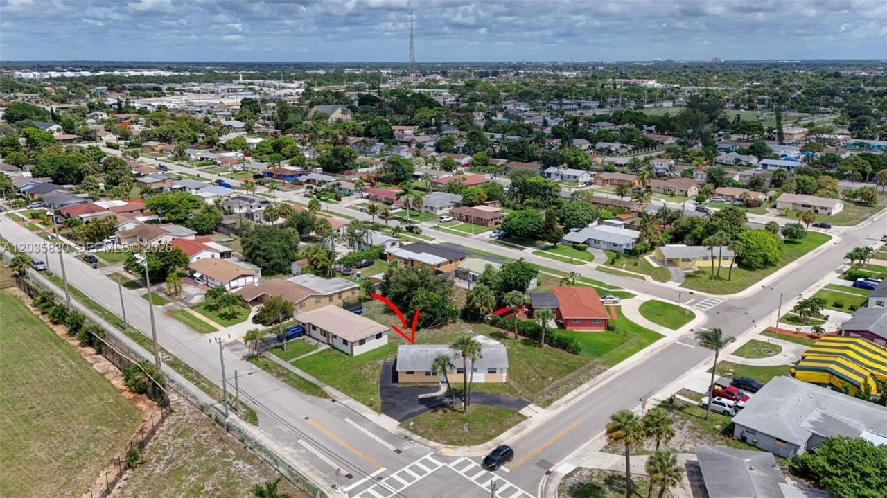 560 W 34th St , Riviera Beach, FL 33404 Photo