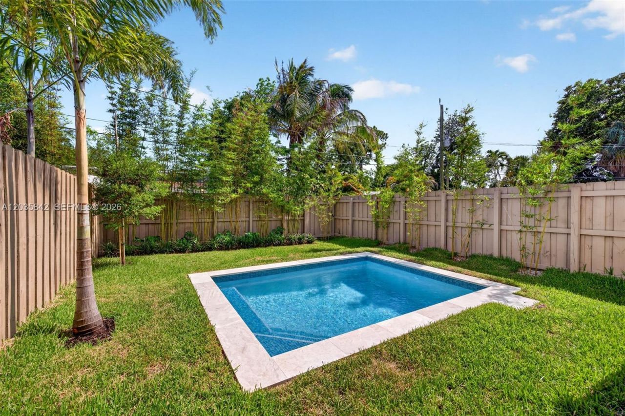 910 SE 13th St , Fort Lauderdale, FL 33316 Photo