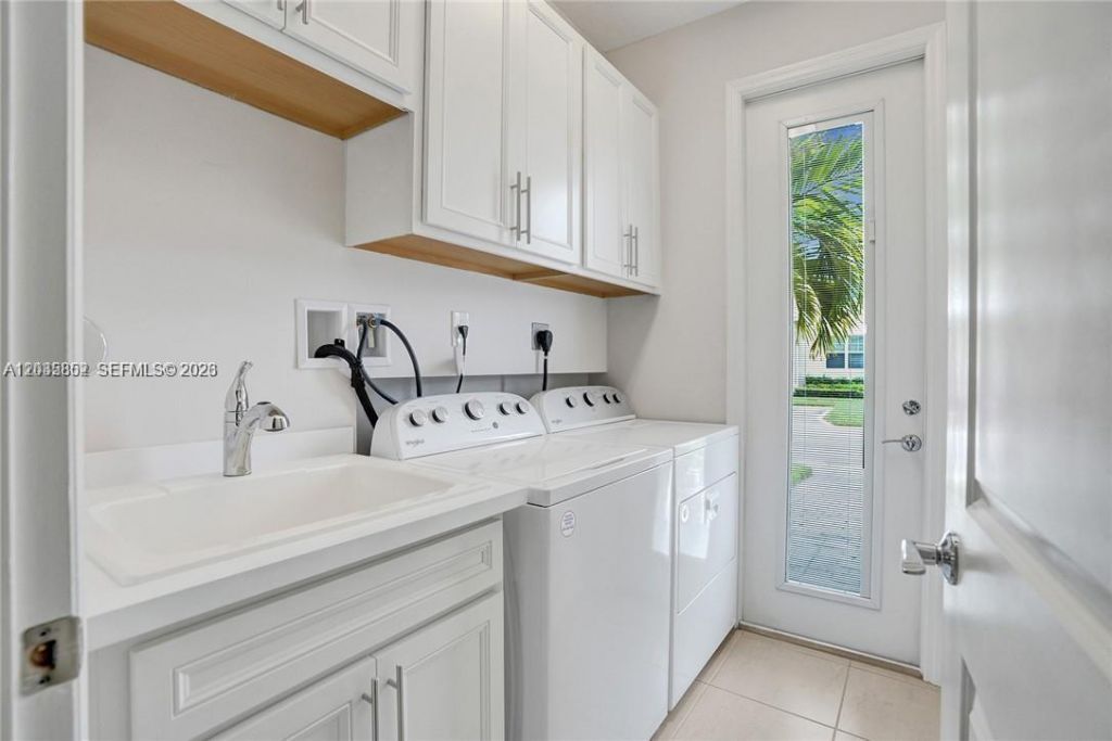 5140 Eucalyptus Dr , Unit 5, Hollywood, FL 33021 Photo