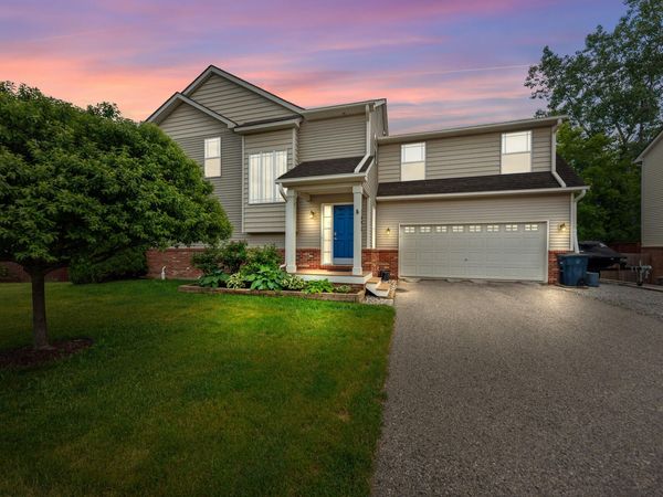 1692 Enclave Lane, Ann Arbor, MI 48103