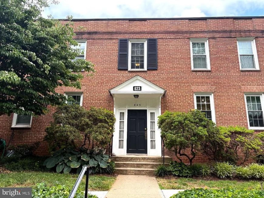 623 Azalea Drive, Unit 1, Rockville, MD 20850 Main Photo