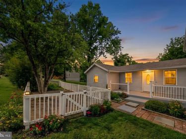 671 PINE RIDGE DRIVE , FRONT ROYAL, VA 22630
