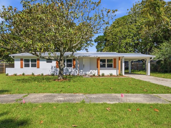 271 Gregory Drive, Mary Esther, FL 32569