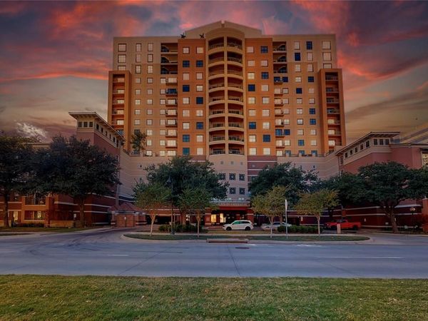 330 Las Colinas Boulevard E, Unit 920, Irving, TX 75039