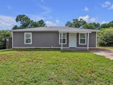 1500 Langston Street, Fort Worth, TX 76105