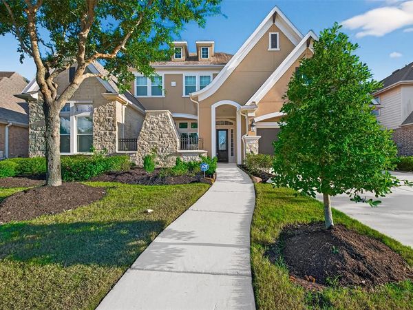715 Suncatcher Circle, Richmond, TX 77406