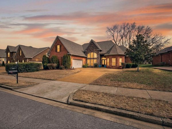 105 Sagamore Trce , Hendersonville, TN 37075
