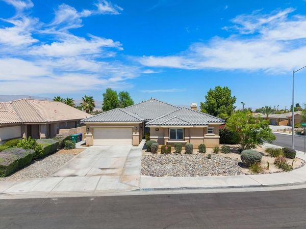 41372 Gaslight Avenue, Bermuda Dunes, CA 92203