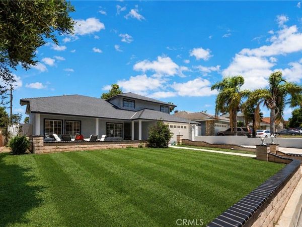 2515 Monterey Peninsula, Corona, CA 92882